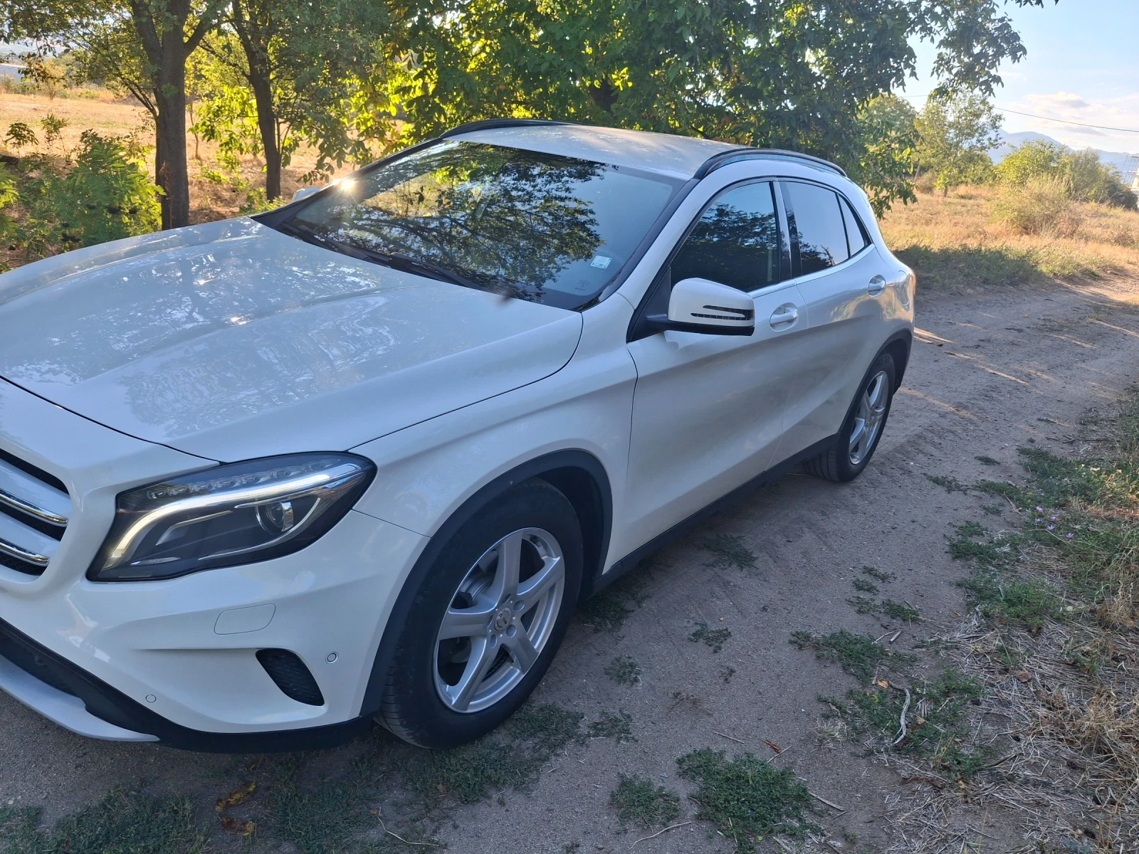 Mercedes-Benz GLA 200, снимка 3 - Автомобили и джипове - 56314067