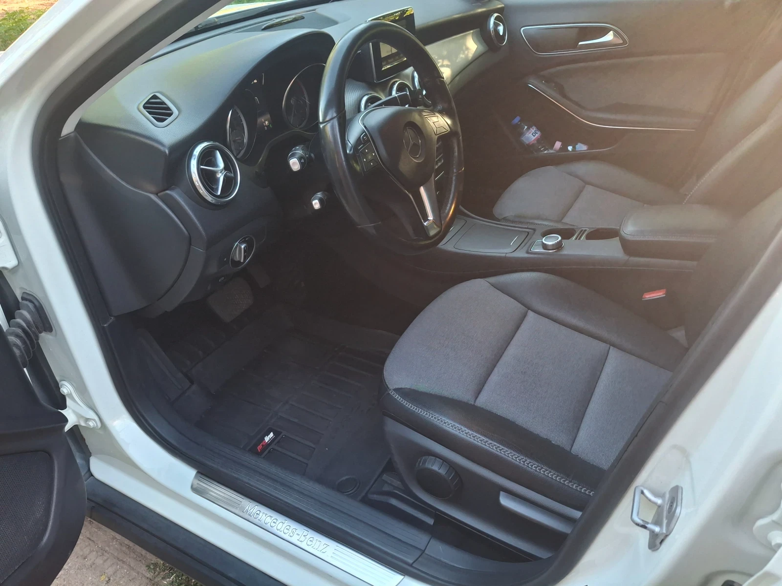Mercedes-Benz GLA 200, снимка 7 - Автомобили и джипове - 56314067