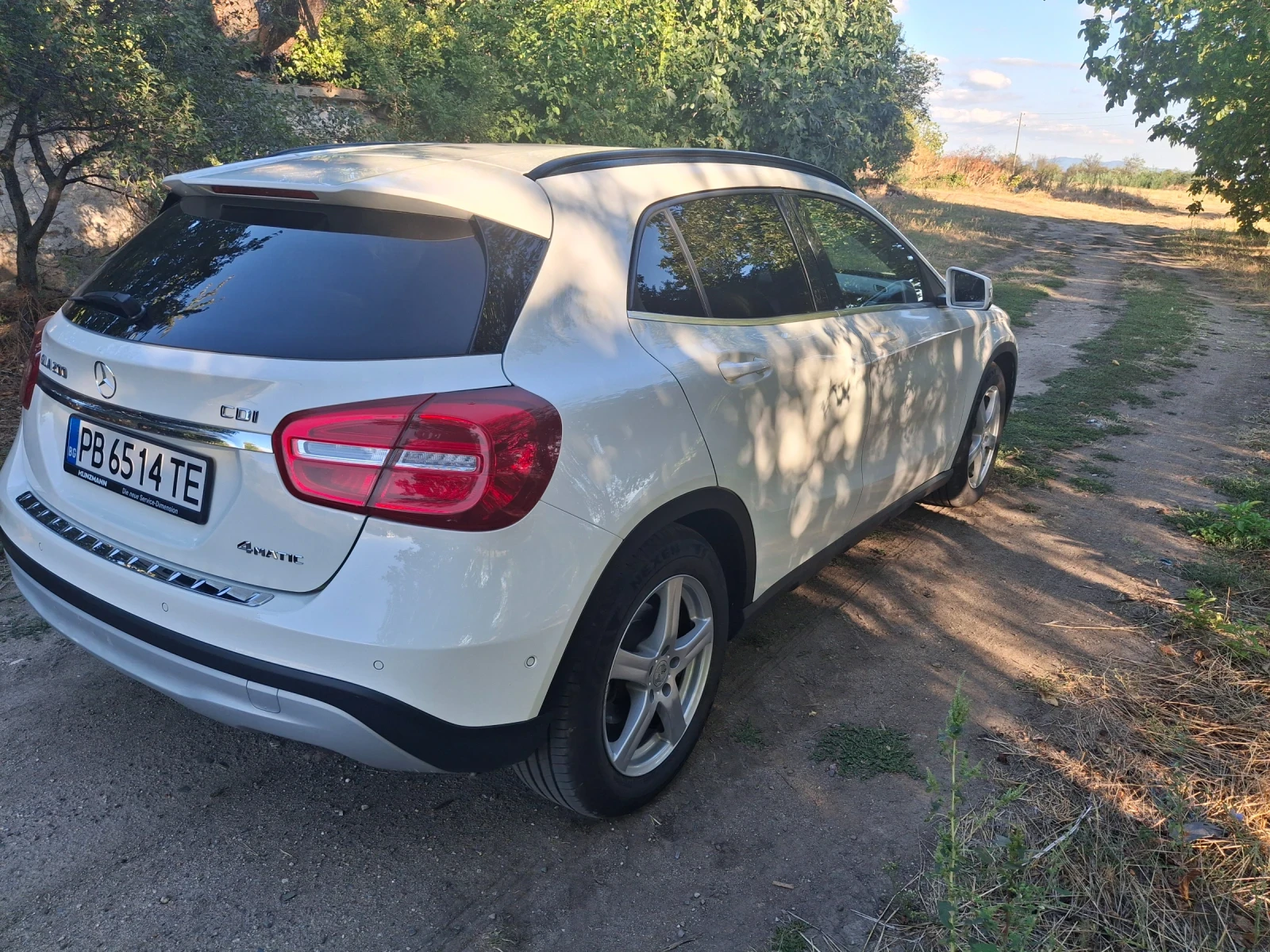 Mercedes-Benz GLA 200, снимка 5 - Автомобили и джипове - 56314067