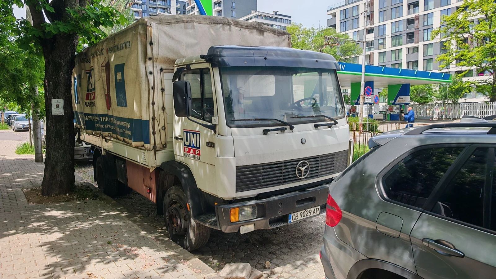 Mercedes-Benz 1317