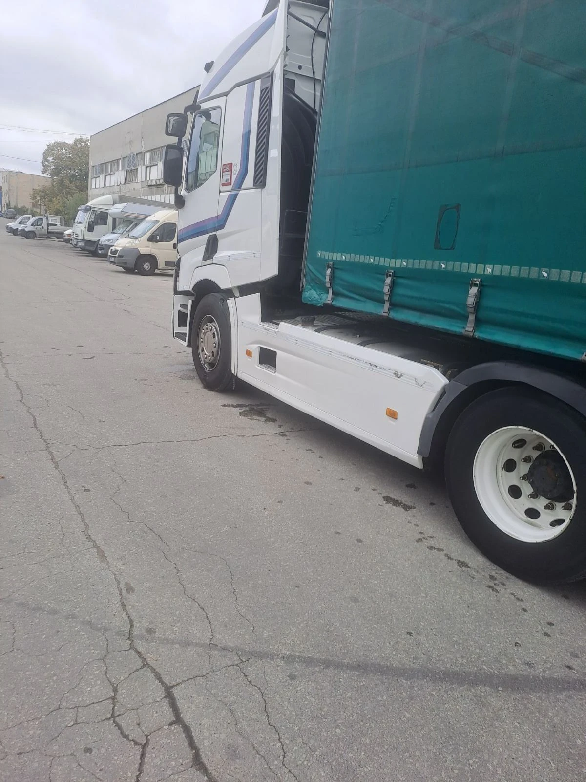 Renault T Ретардер, снимка 4 - Камиони - 56626055