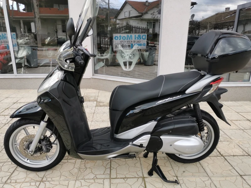 Honda Sh 300i ABS, снимка 2 - Мотоциклети и мототехника - 53445649