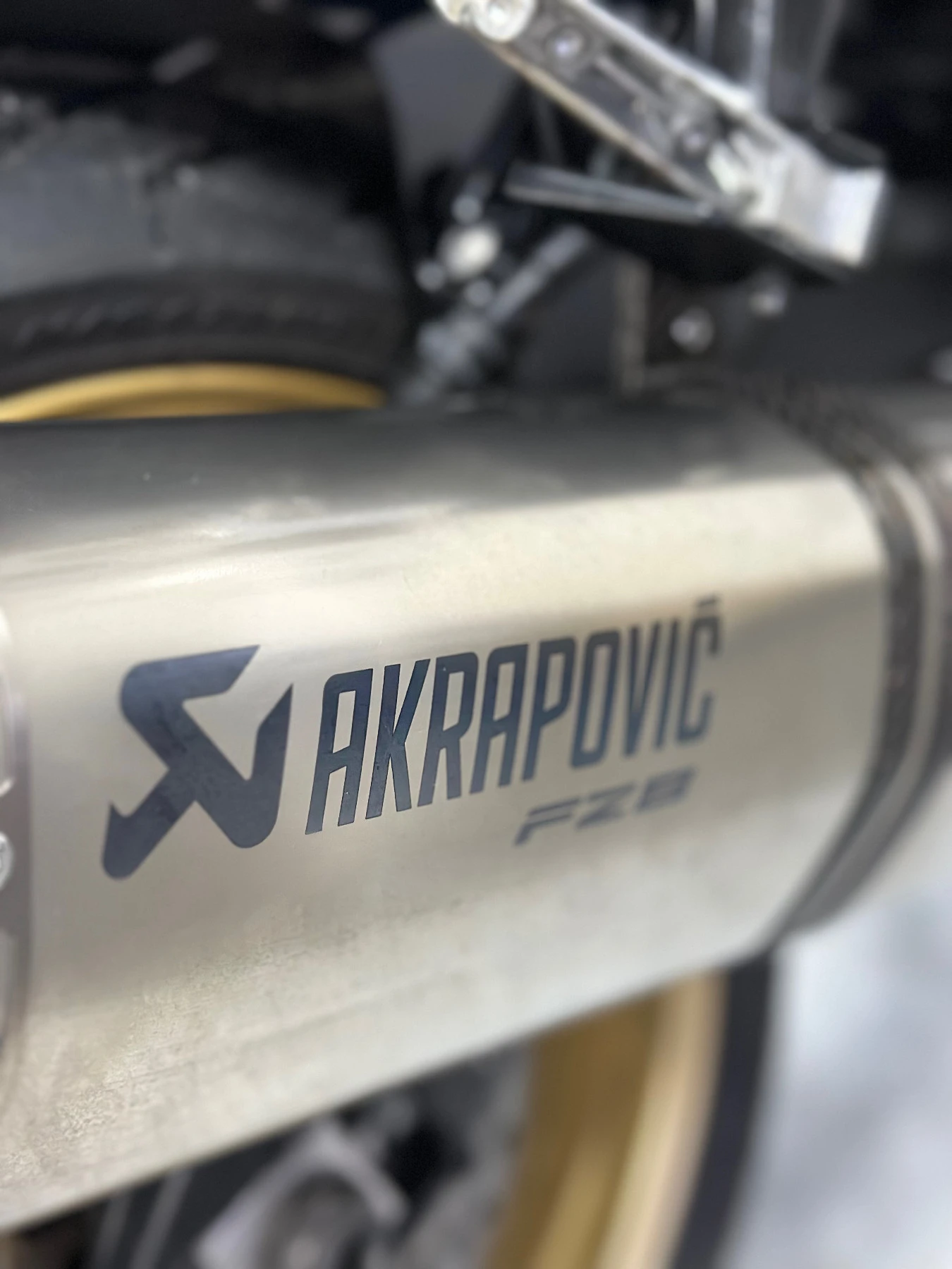 Yamaha FZ8 AKRAPOVIC ! НОВИ ГУМИ ! ЛИЗИИНГ ! - изображение 8