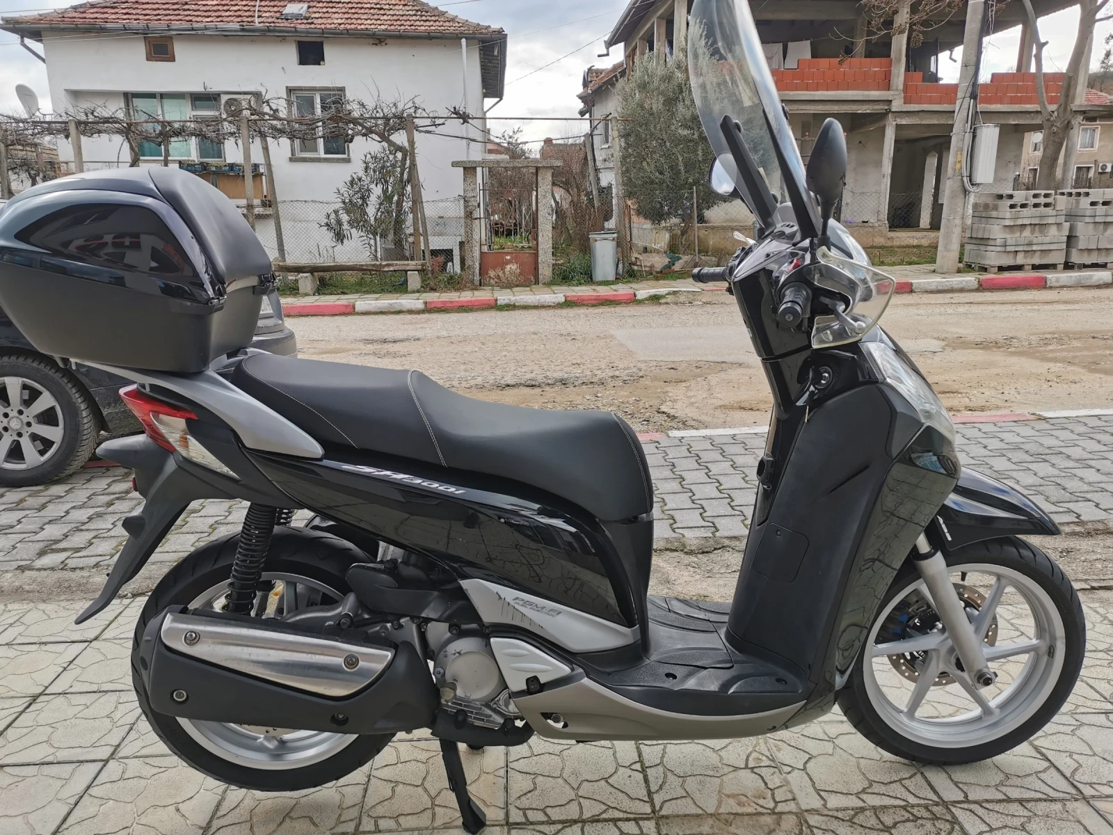 Honda Sh 300i ABS - изображение 3