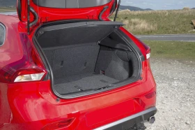 Кора за багажник Volvo V40 II 2012-2019 НОВА, снимка 3 - Части - 52844584