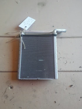 Радиатор парно Тойота Рав4 08г. (9)