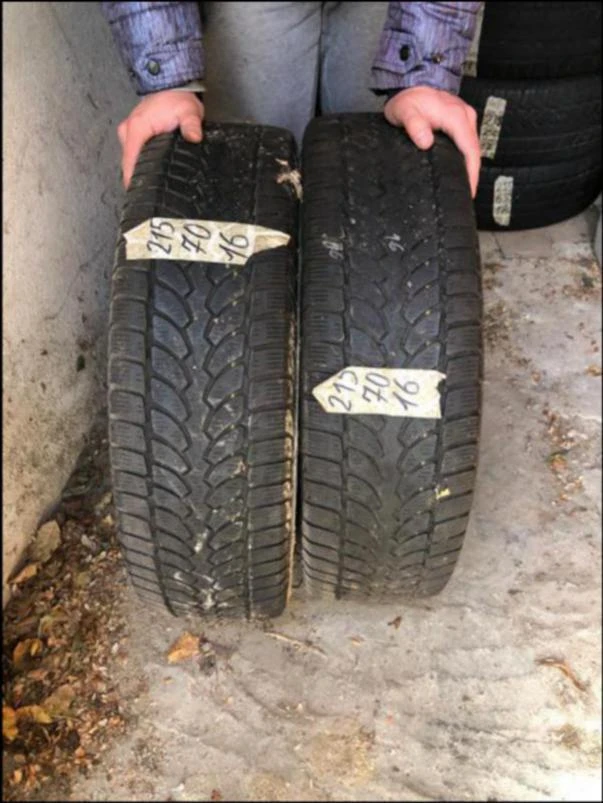 Гуми Зимни 215/70R16, снимка 2 - Гуми и джанти - 46829753