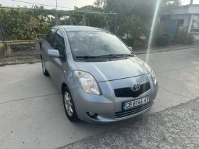 Toyota Yaris 1.3 , снимка 1