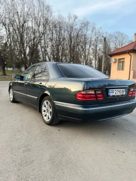 Mercedes-Benz E 270 2.7, снимка 3