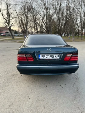 Mercedes-Benz E 270 2.7, снимка 4