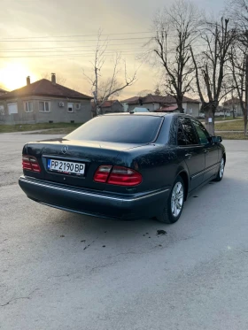 Mercedes-Benz E 270 2.7, снимка 2