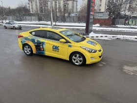 Hyundai Elantra 1.8, снимка 6