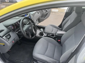 Hyundai Elantra 1.8, снимка 9