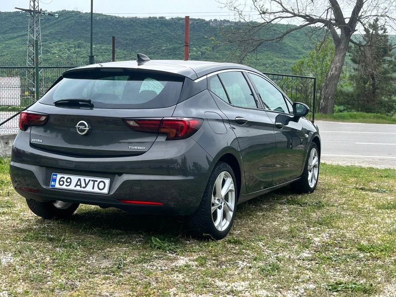 Opel Astra 1.4 TURBO, снимка 6 - Автомобили и джипове - 48370323