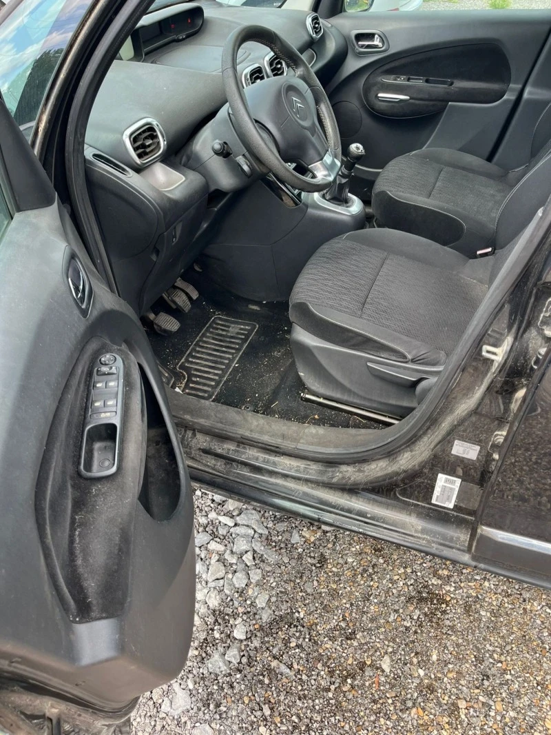 Citroen C3 Picasso 1.6HDI, ПРОБЛЕМ В МОТОРА , снимка 8 - Автомобили и джипове - 46794602