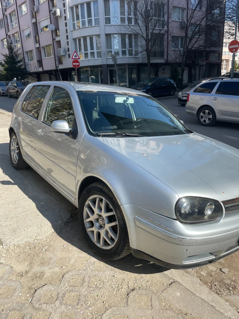 VW Golf 2.3, снимка 3 - Автомобили и джипове - 47394282