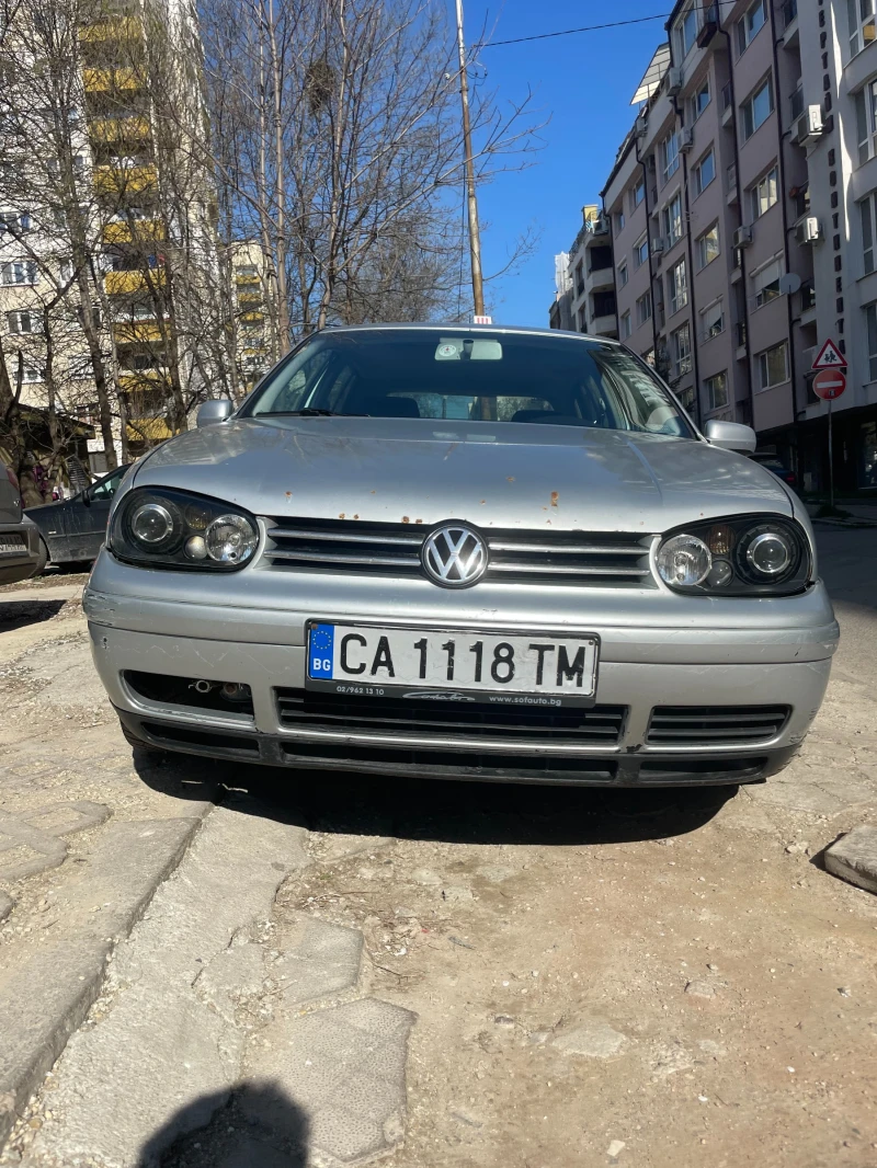 VW Golf 2.3, снимка 2 - Автомобили и джипове - 47394282