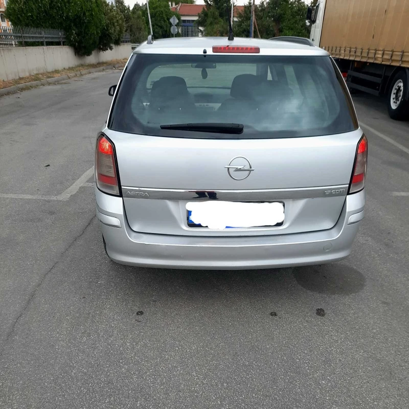 Opel Astra, снимка 2 - Автомобили и джипове - 48355935