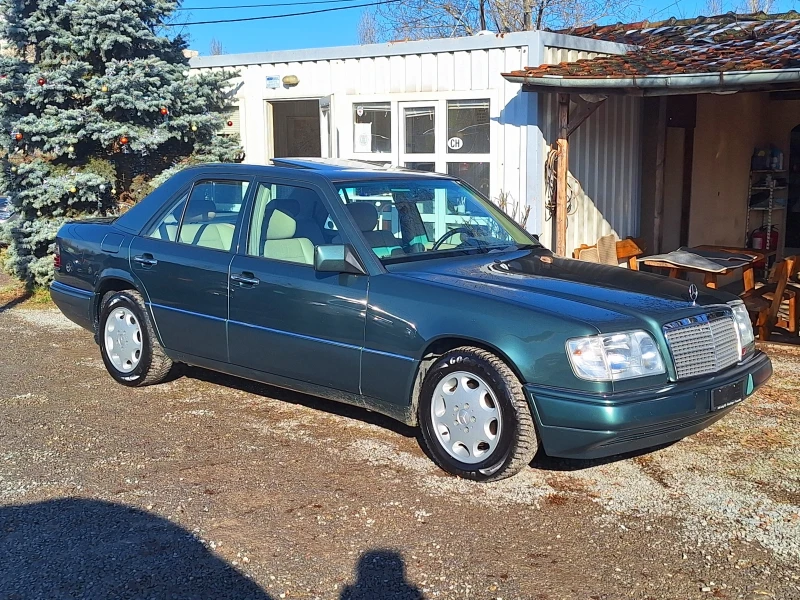 Mercedes-Benz E 280 2.8i 193hp Automatic, снимка 5 - Автомобили и джипове - 48623519