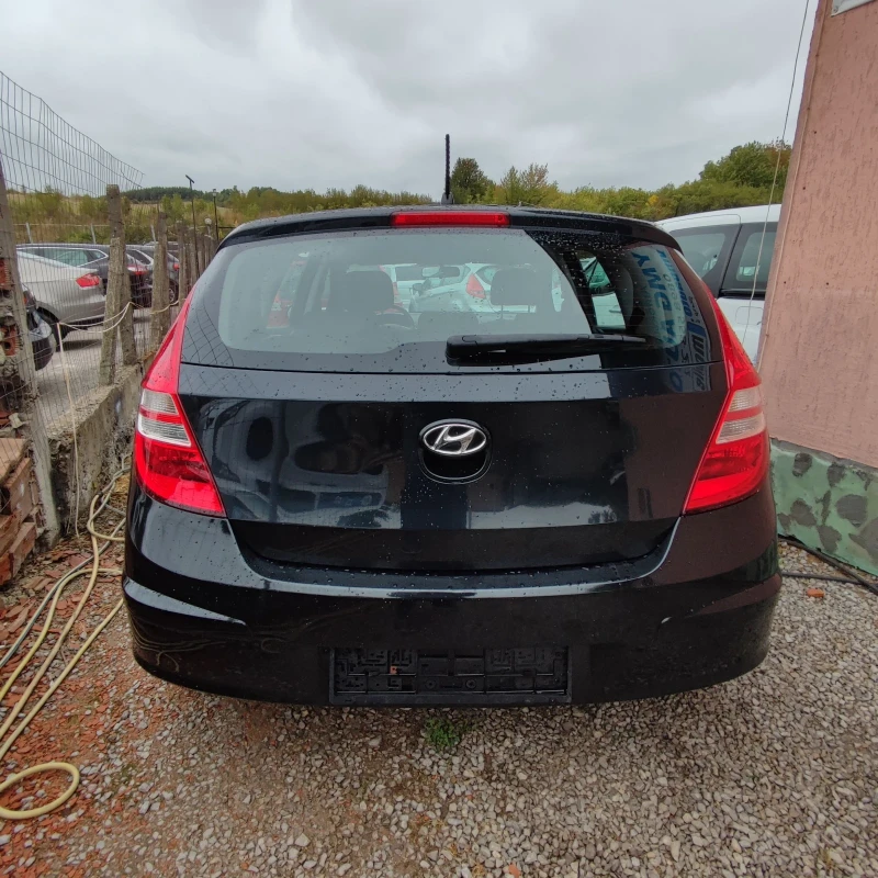 Hyundai I30 1.6* CRDI* KLIMATRONIK* FACE* 90ks* , снимка 5 - Автомобили и джипове - 51935014