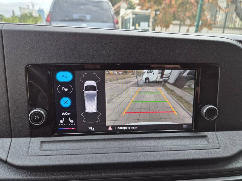 VW Caddy Maxi 6+ 1, снимка 10 - Автомобили и джипове - 52042649