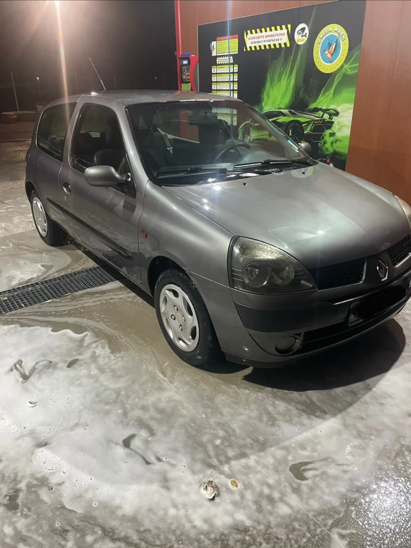 Renault Clio, снимка 2 - Автомобили и джипове - 52296918
