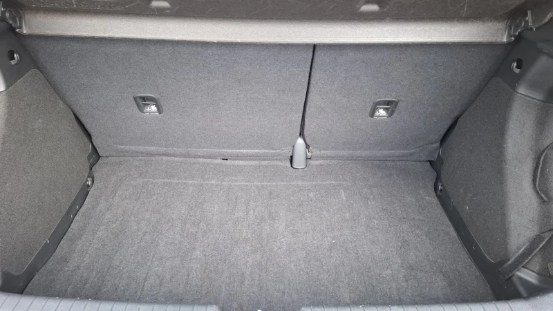 Hyundai I20 1.2* 113500к.м.* EURO6, снимка 12 - Автомобили и джипове - 52649952