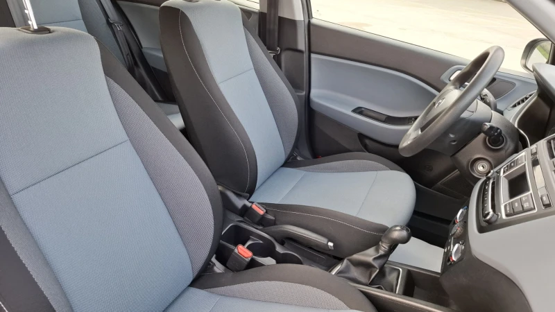 Hyundai I20 1.2* 113500к.м.* EURO6, снимка 10 - Автомобили и джипове - 52649952