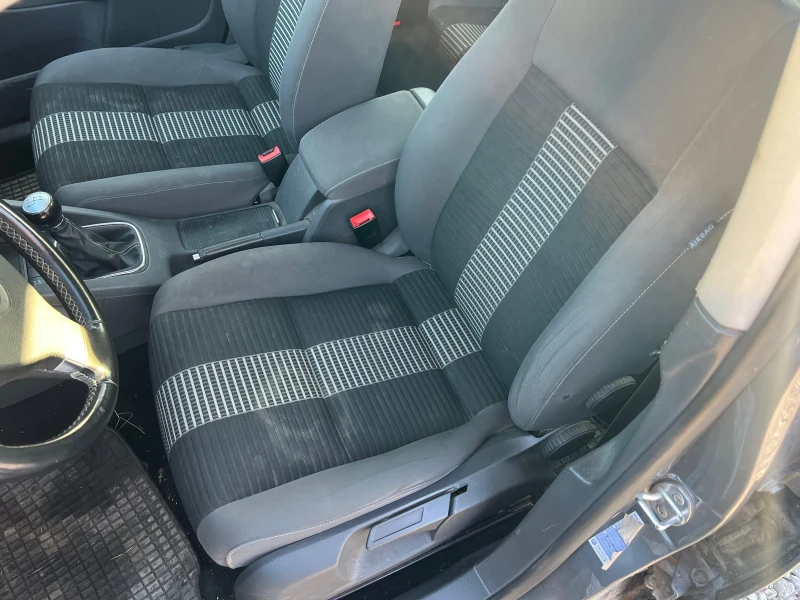 VW Golf 1.9 90коня 2008г 186000км! Реални, снимка 9 - Автомобили и джипове - 52793654