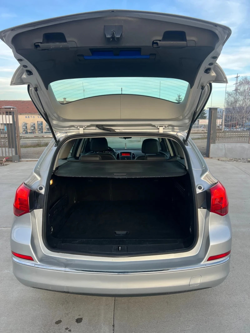 Opel Astra 1.6cdti, снимка 6 - Автомобили и джипове - 52817076