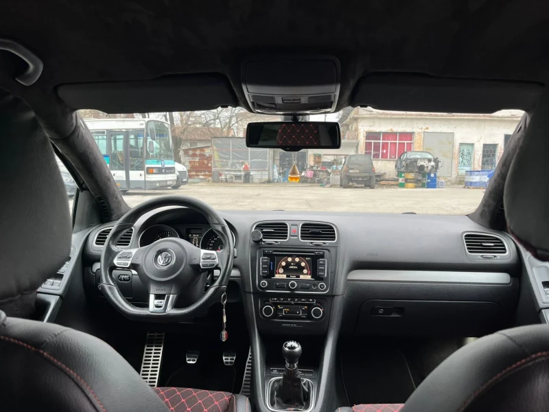 VW Golf 1.6TDI, R - line, снимка 9 - Автомобили и джипове - 52884552