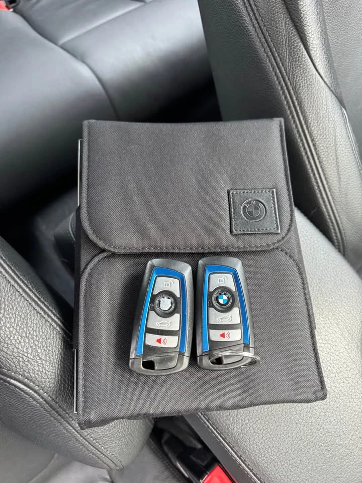 BMW 335 MANUAL С РЕГИСТРАЦИЯ & АВТО КРЕДИТ, снимка 13 - Автомобили и джипове - 53605234