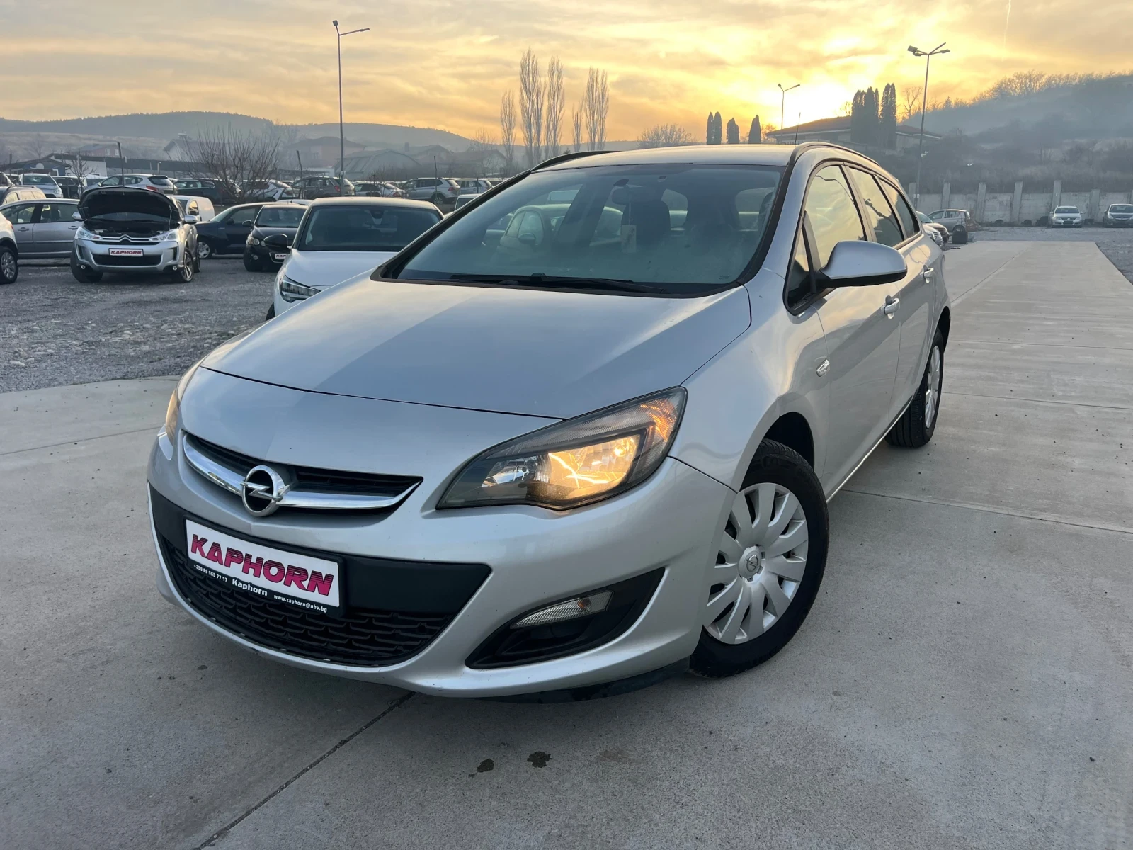 Opel Astra 1.6cdti, снимка 1