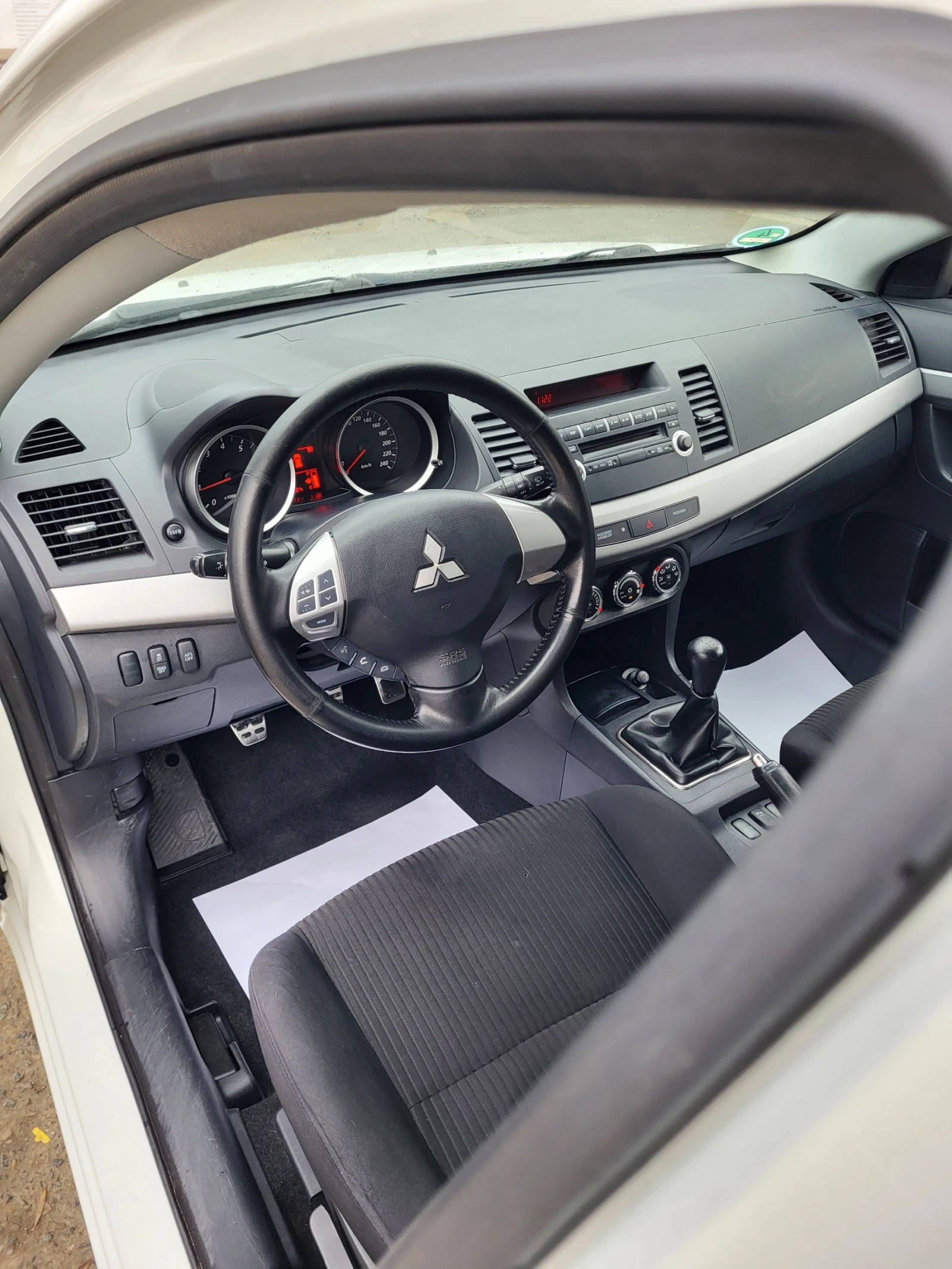 Mitsubishi Lancer 1.6 БЕНЗИН-117ps | Mobile.bg — изображение 12