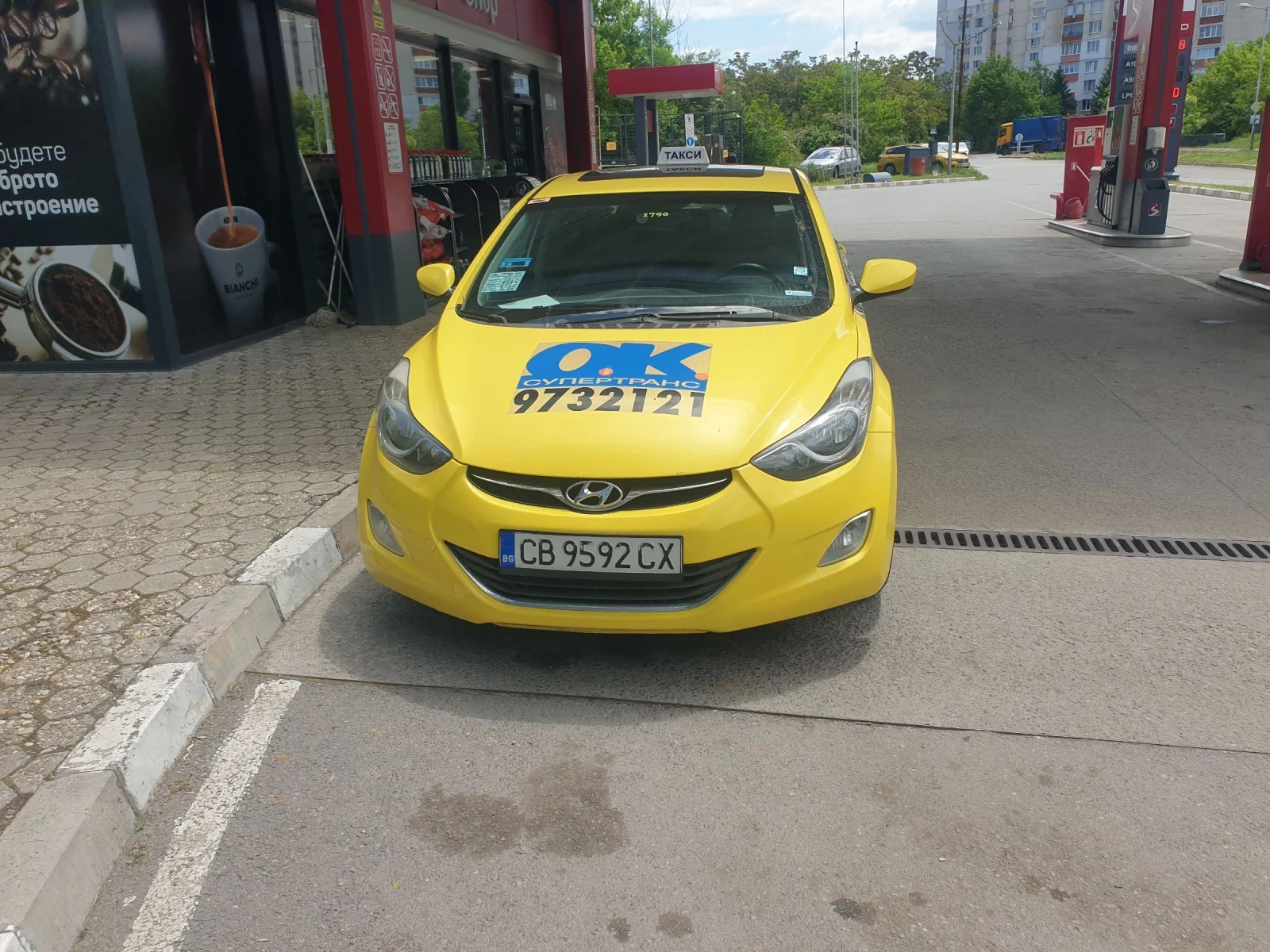 Hyundai Elantra 1.8 газ  2013 може и лизинг със 5000лв  - изображение 8