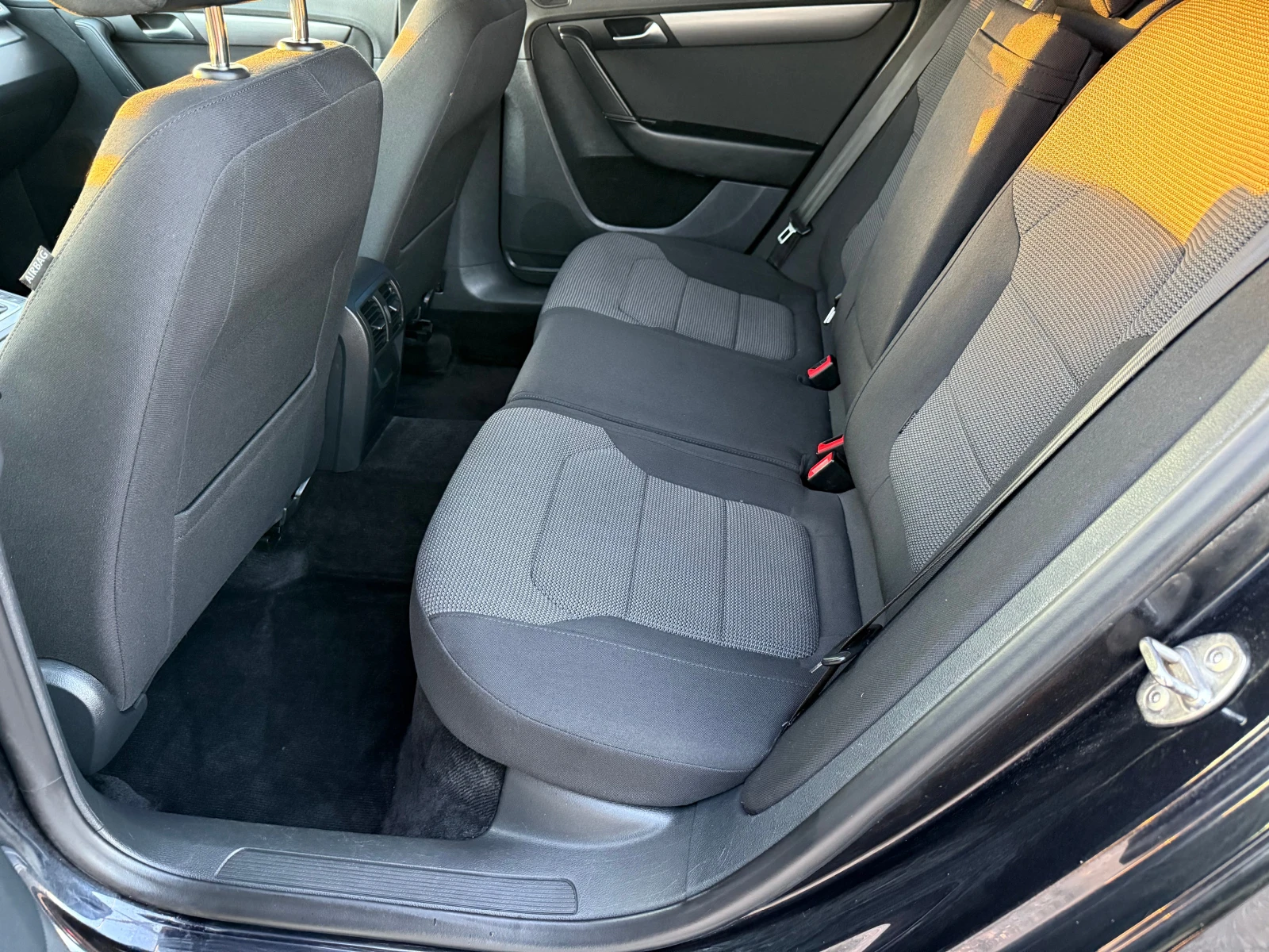 VW Passat 2.0 tdi - изображение 10