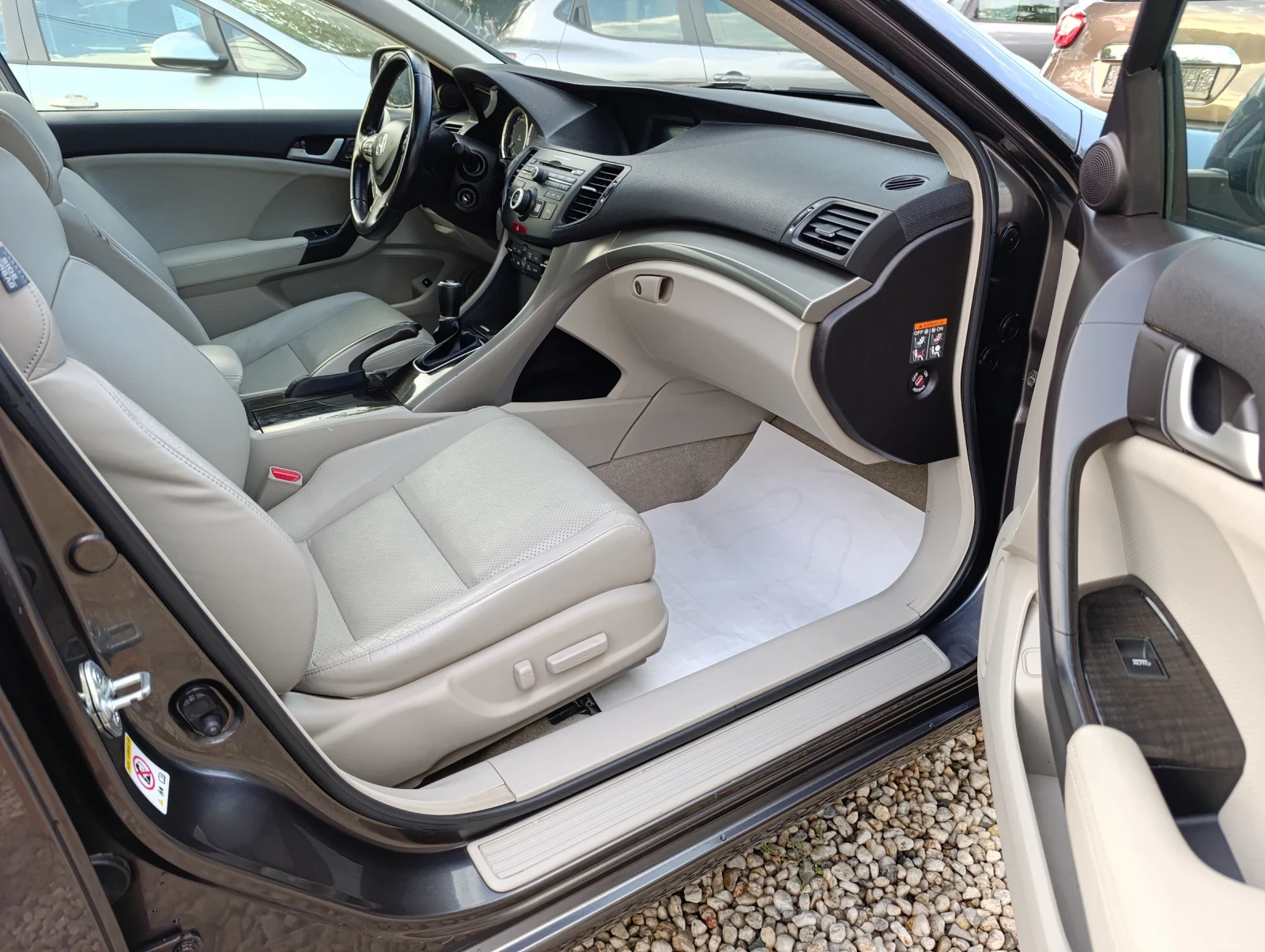 Honda Accord  - изображение 10