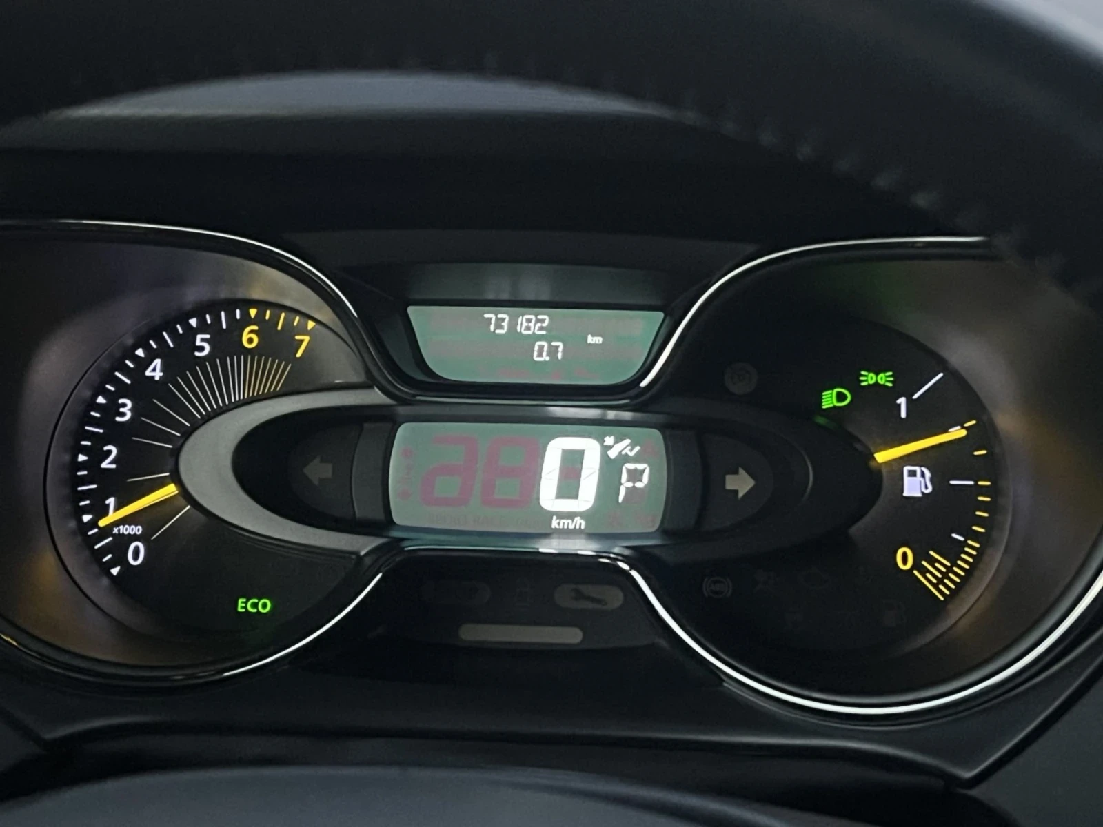 Renault Captur 1.2 TCe Luxe 73000. | Mobile.bg   15