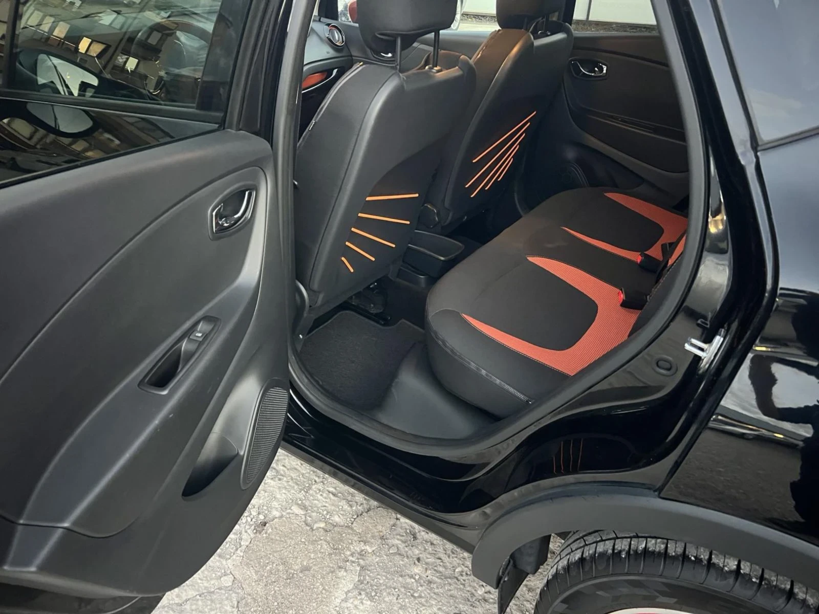 Renault Captur 1.2 TCe Luxe 73000. | Mobile.bg   11