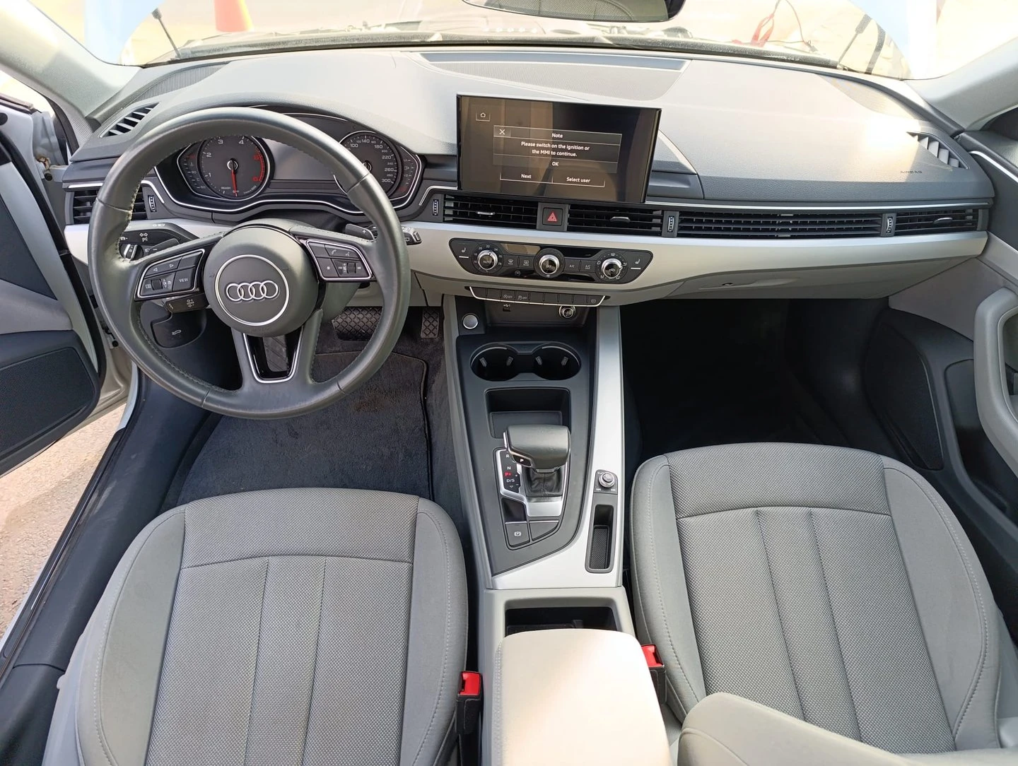 Audi A4 advanced 35 TDI, снимка 9 - Автомобили и джипове - 53032990