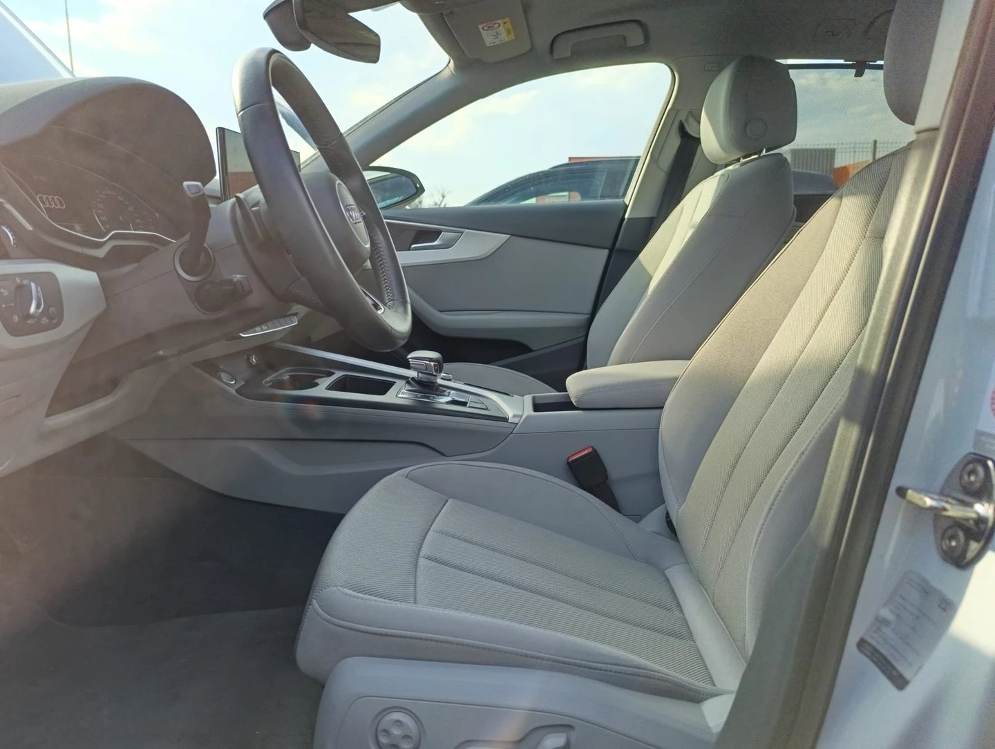 Audi A4 advanced 35 TDI, снимка 13 - Автомобили и джипове - 53032990