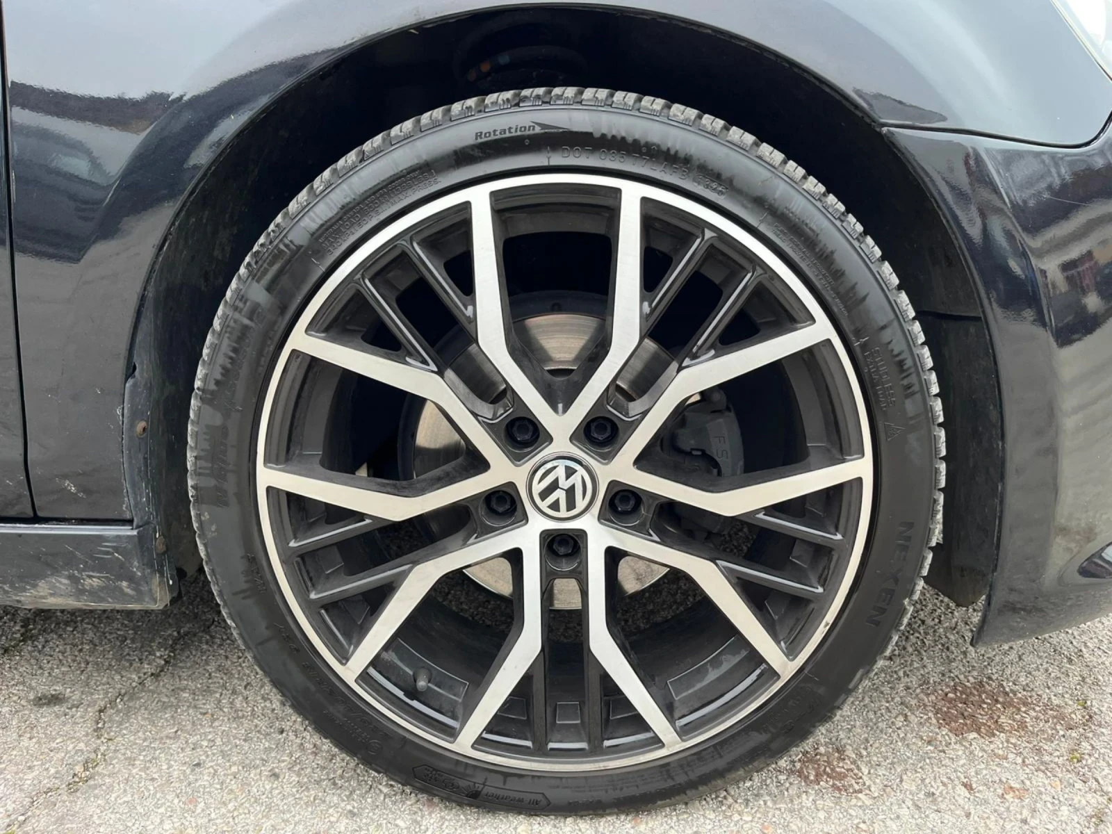 VW Golf 1.6TDI, R - line - изображение 10