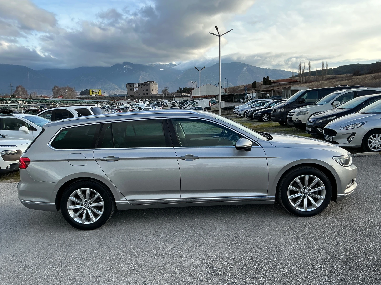VW Passat 2.0 TDI - изображение 4