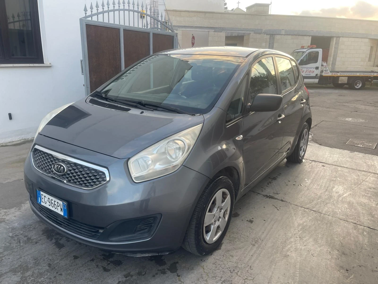 Kia Venga  - изображение 2