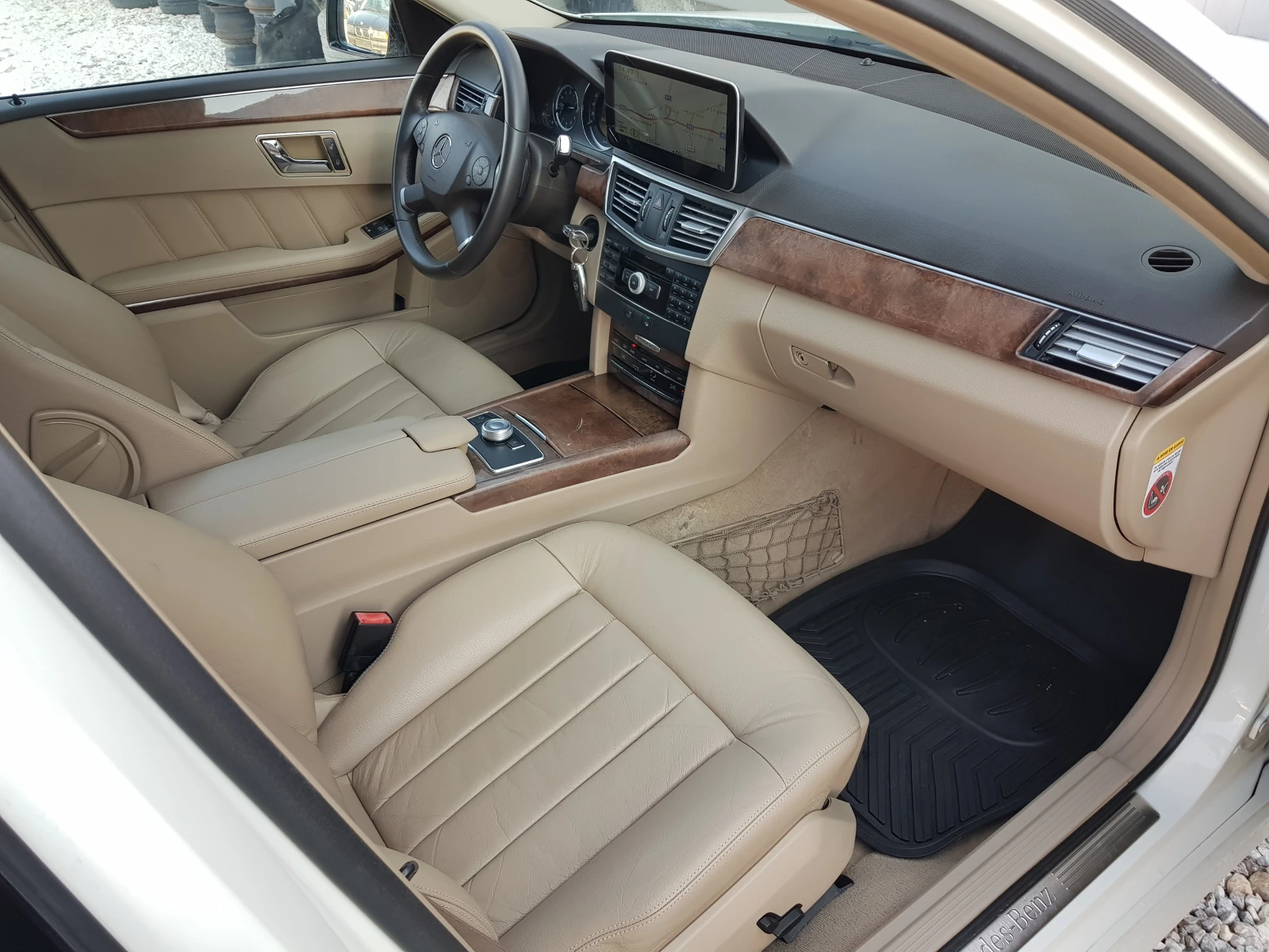 Mercedes-Benz E 220 CDI АВТОМАТИК ELEGANCE ЛИЗИНГ, снимка 11 - Автомобили и джипове - 53736739