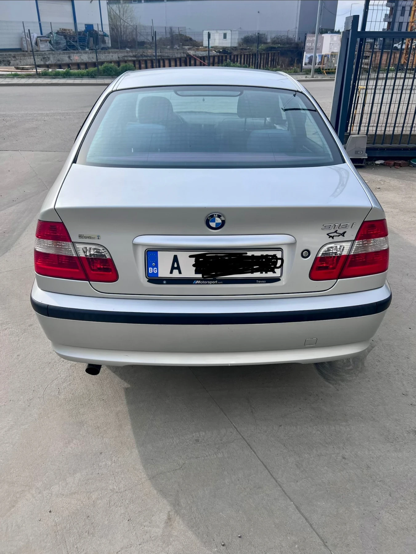 BMW 318 318i (143 к.с.) или 318i Facelift, снимка 2 - Автомобили и джипове - 54058353