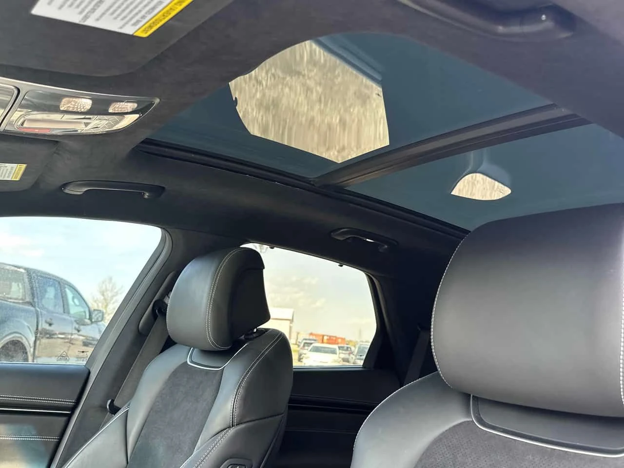 Genesis GV70 * 2.5T Prestige * МАСАЖ* DISTRONIC* ОБДУХВАНЕ* , снимка 13 - Автомобили и джипове - 54445559