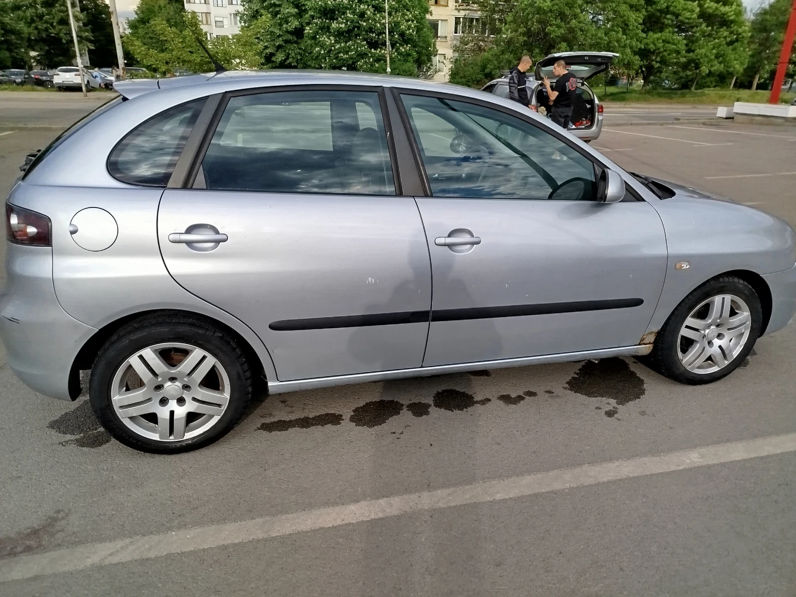 Seat Ibiza 1.4i Face, снимка 4 - Автомобили и джипове - 54634447