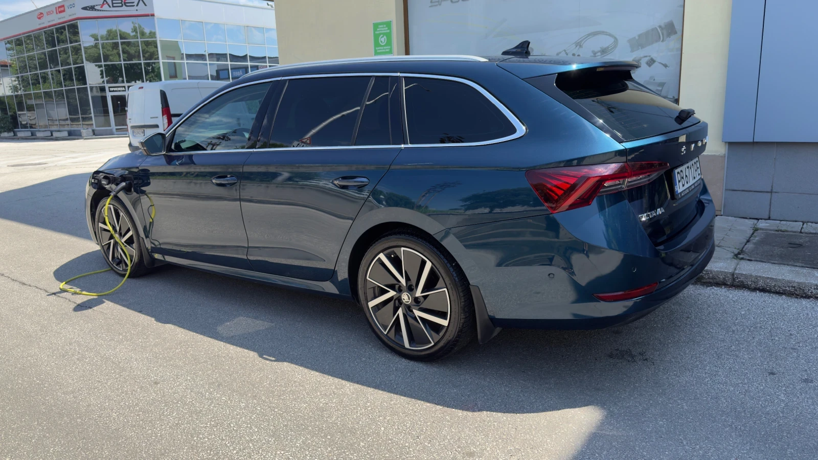 Skoda Octavia, снимка 3 - Автомобили и джипове - 54807408