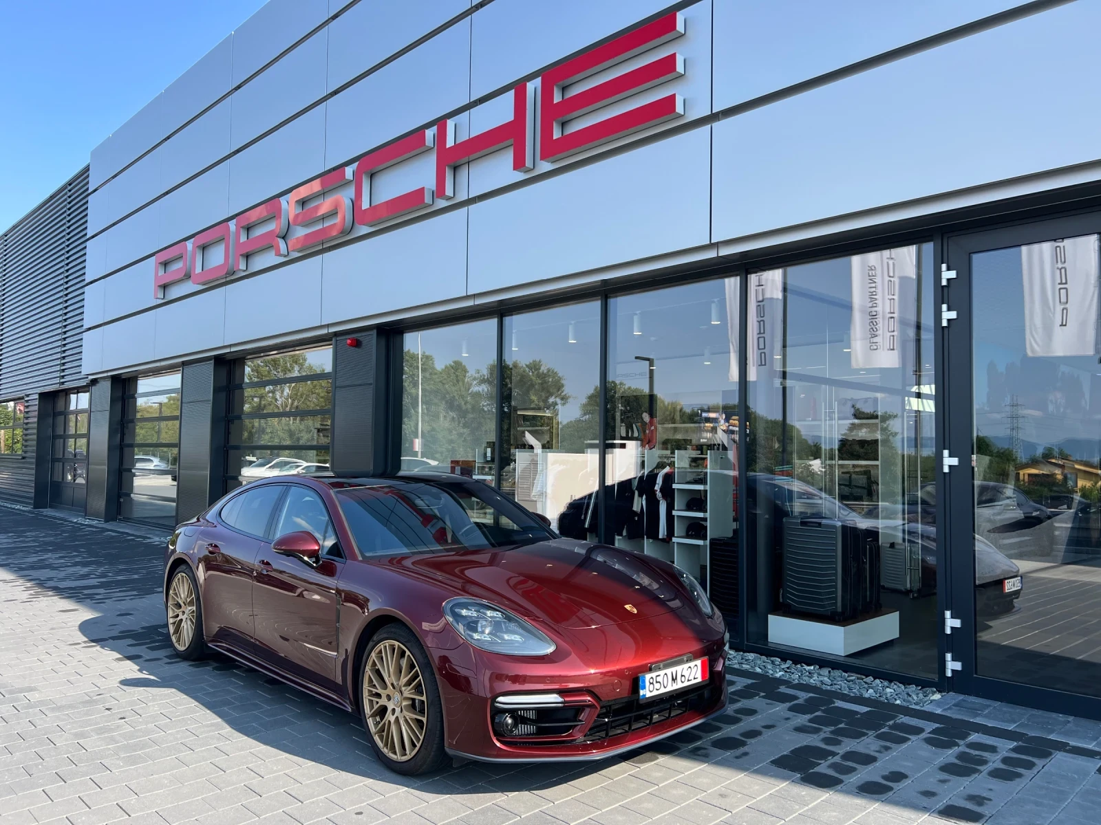 Porsche Panamera GTS * HEAD-UP* * PANO* 